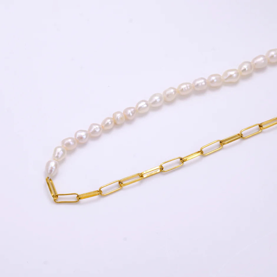 
                  
                    Half Paperclip Half Pearl Necklaces
                  
                